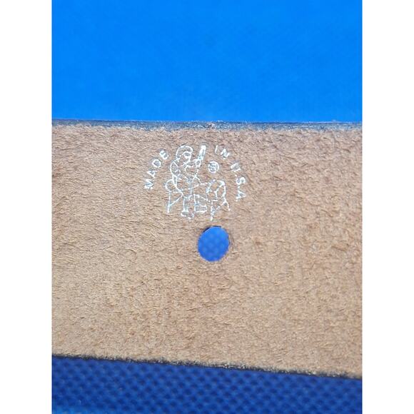 Vintage Full Grain Leather Belt USA Made 36 Brown Punched Pattern Western - Picture 5 of 6